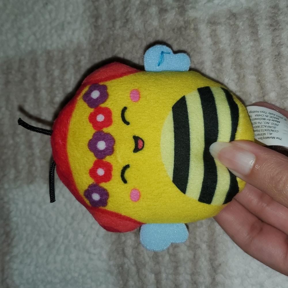 5 for $20 | Squishmallows x McDonald's Sunny the Bee 2023 Mini Plush - Picture 6 of 9